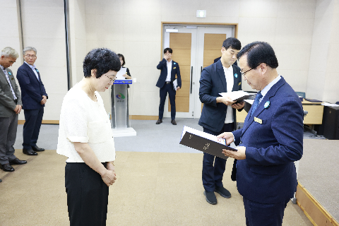 하반기 사령교부 6급이상 (11).JPG