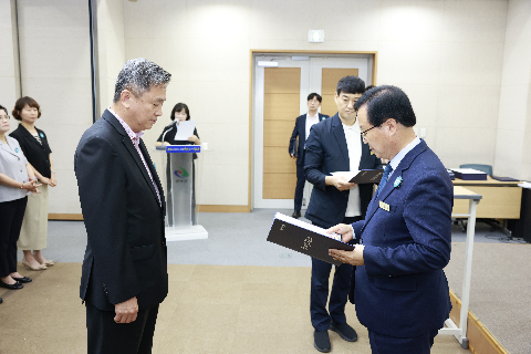 하반기 사령교부 6급이상 (23).JPG