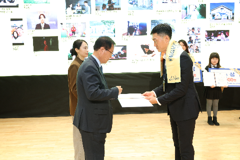 완주아동권리영화제 시상식 (126).JPG