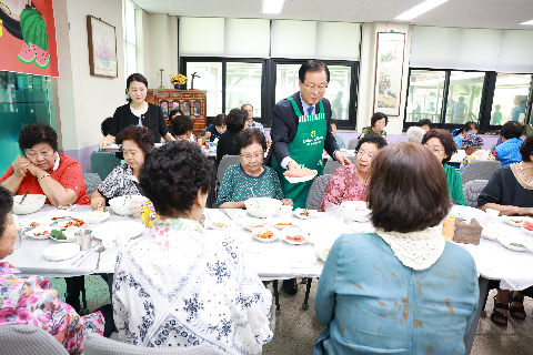 경천면 어르신 삼계탕데이 (6).JPG