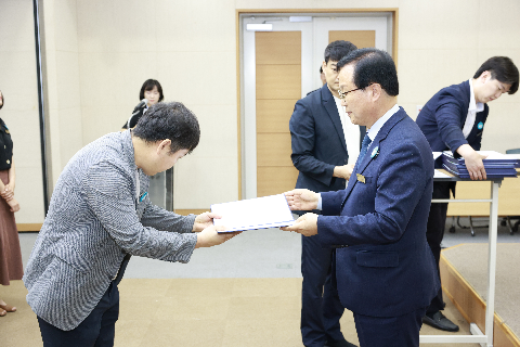 하반기 사령교부 6급이상 (119).JPG
