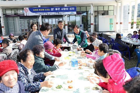 소양면 사랑의 밥차 행사 (49).JPG