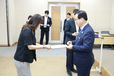 하반기 사령교부 6급이상 (169).JPG