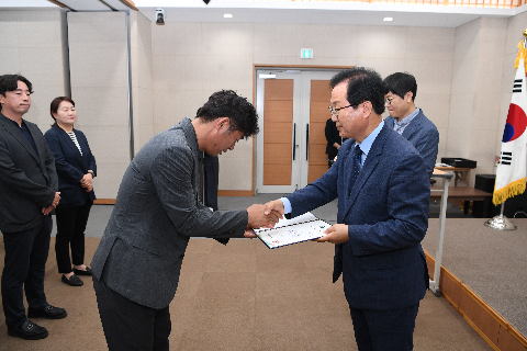 하반기 정기인사 사령교부 (200).JPG