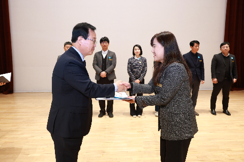 종무식 및 문성철 부군수 이임식 (101).JPG