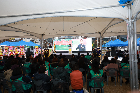 완주군 새마을지도자대회 & 크리스마스 축제 (99).JPG