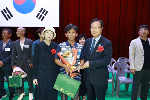 효도대상 시상 및 어르신 위안행사 (33).JPG