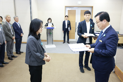 하반기 사령교부 6급이상 (10).JPG