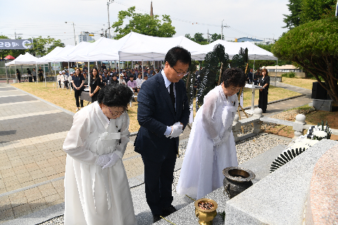 현충일추념식 (33).JPG