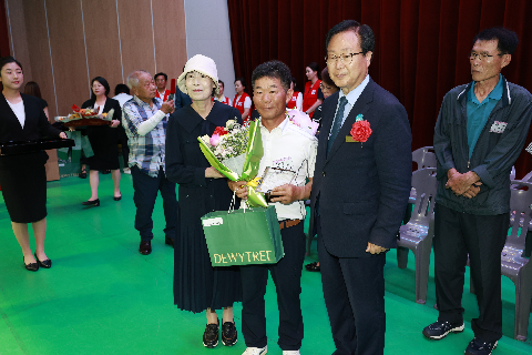 효도대상 시상 및 어르신 위안행사 (13).JPG