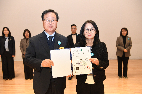 직원월례회 (16).JPG