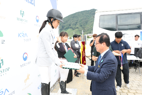 제1회 완주군 공공승마장 전국승마대회 (39).JPG