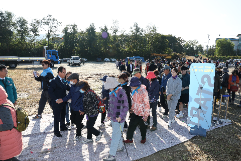 구이저수지 둘레길 걷기행사 (33).JPG