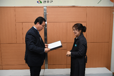 완주군 사회적경제 육성위원회 위촉식 (12).JPG