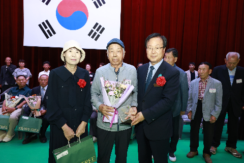 효도대상 시상 및 어르신 위안행사 (64).JPG