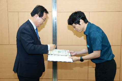 완주인재육성재단 임시이사회 (24).JPG