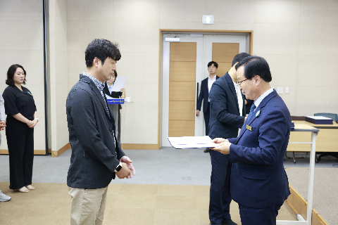 하반기 사령교부 6급이상 (135).JPG