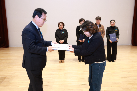 종무식 및 문성철 부군수 이임식 (156).JPG