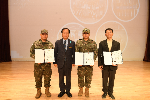 직원월례회 (67).JPG