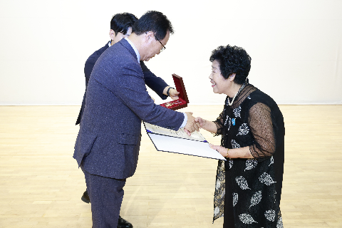직원월례회 (28).JPG