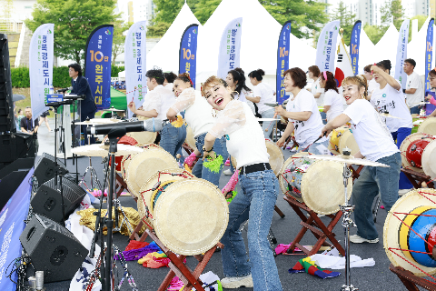 제60회 군민의날 대축제 (42).JPG