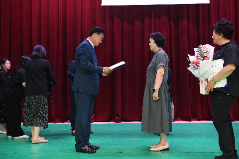 삼례읍 어르신 문화공연및 나눔행사 (37).JPG