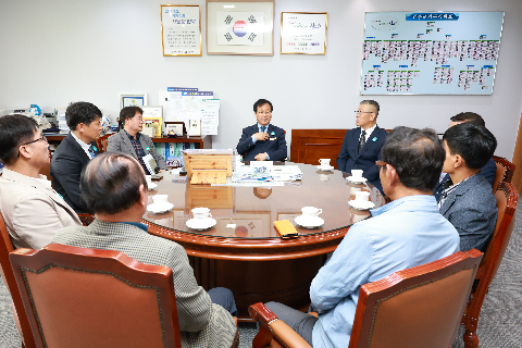 완주군 이장연합회 영남산불 성금 전달식 (6).JPG