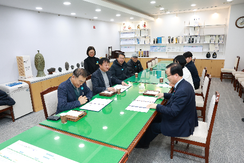 상관면 주민편의시설 설치 및 운영 협약식 (3).JPG