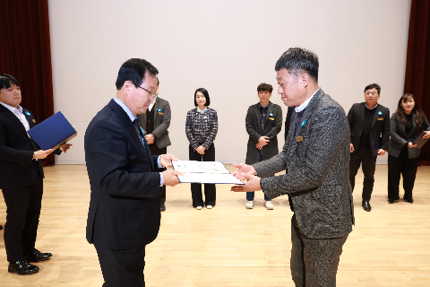 종무식 및 문성철 부군수 이임식 (102).JPG