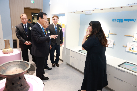 국립완주문화유산연구소 성과홍보공간 개막식 (23).JPG