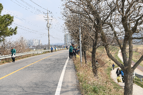 안보자문협의회 만경강 정화활동 (58).JPG