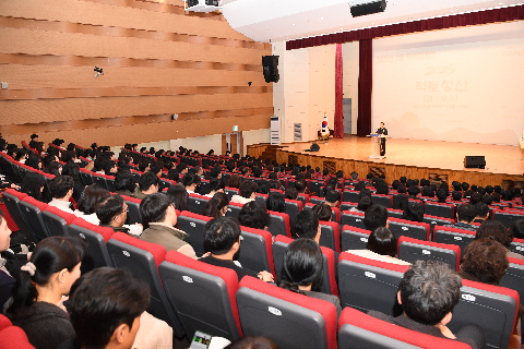 직원월례회 (40).JPG