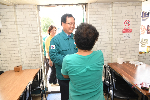 운주 이장부녀회장연석회의 및 호우피해 격려 (24).JPG
