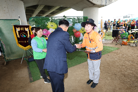 완주군수배 만경강 가족사랑 걷기대회 (29).JPG