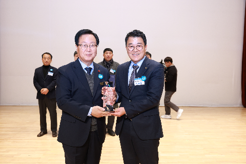 종무식 및 문성철 부군수 이임식 (57).JPG