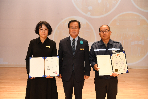 직원월례회 (24).JPG