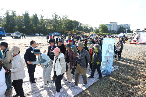 구이저수지 둘레길 걷기행사 (35).JPG
