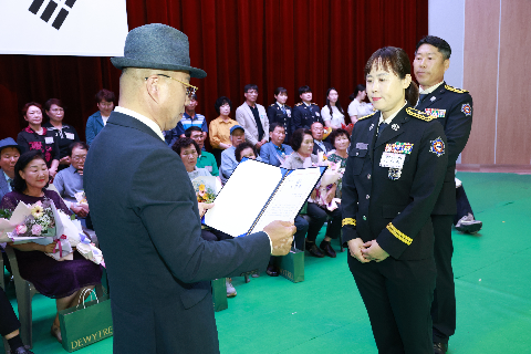 효도대상 시상 및 어르신 위안행사 (112).JPG