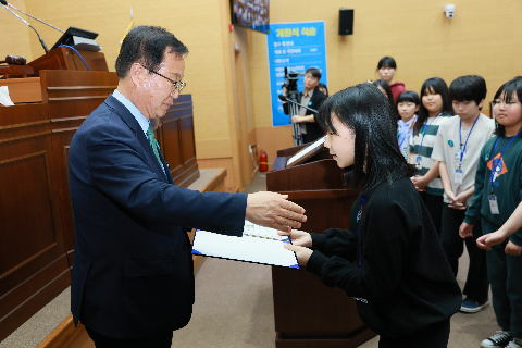 완주군 어린이·청소년의회 개원식 (28).JPG