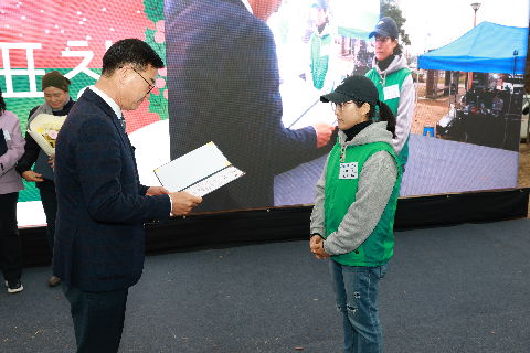 완주군 새마을지도자대회 & 크리스마스 축제 (70).JPG