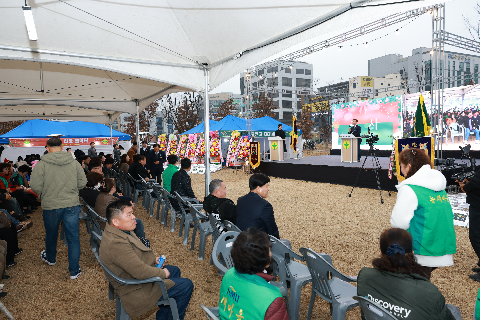 완주군 새마을지도자대회 & 크리스마스 축제 (108).JPG