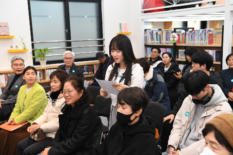 철쭉작은도서관 새단장 재 오픈식 (21).JPG