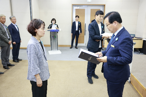 하반기 사령교부 6급이상 (8).JPG