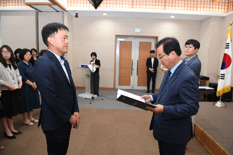 하반기 정기인사 사령교부 (96).JPG