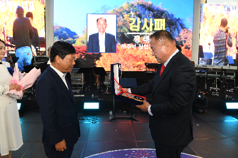 제2회 만경강 전국가요축제 (10).JPG