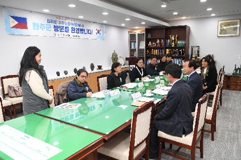 필리핀 이주노동부 로즈마리 두케즈 국장 면담 (3).JPG