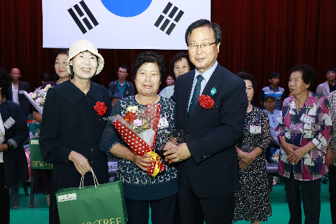 효도대상 시상 및 어르신 위안행사 (81).JPG