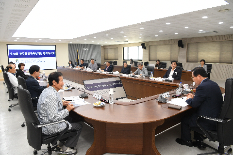 완주군 인재육성재단 이사회 (6).JPG