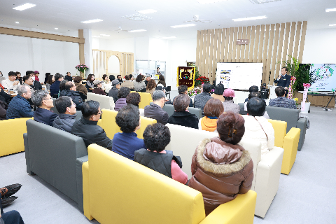 심청이효재가복지센터 개소식 (5).JPG