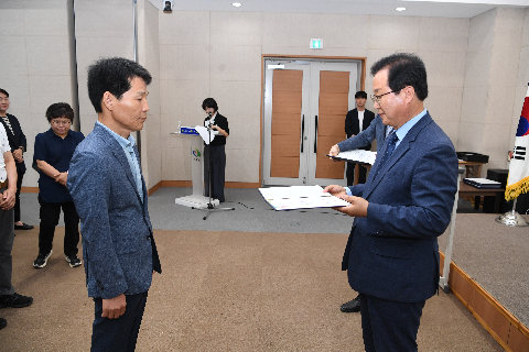 하반기 정기인사 사령교부 (165).JPG